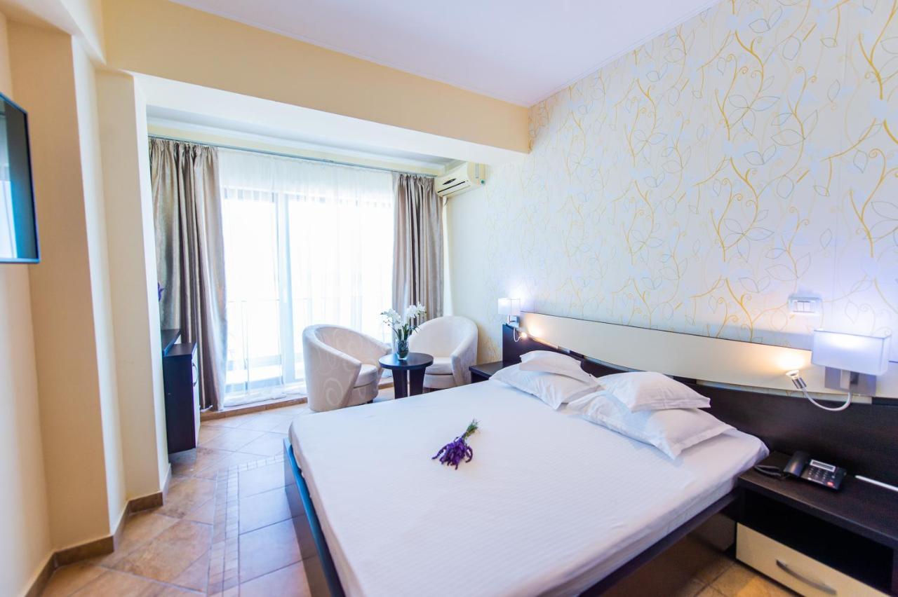 Hotel Prestige Mamaia Εξωτερικό φωτογραφία